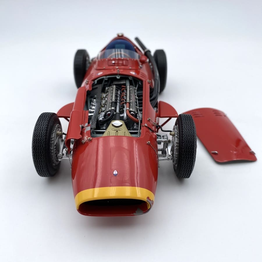 DAMAGED] F1 model CMC 1/18 Maserati 250F World Champion 1957