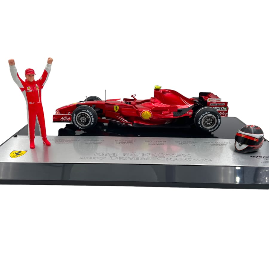 Hotwheels F1 Model 1/18 Ferrari F2007 Formula 1 Driver's