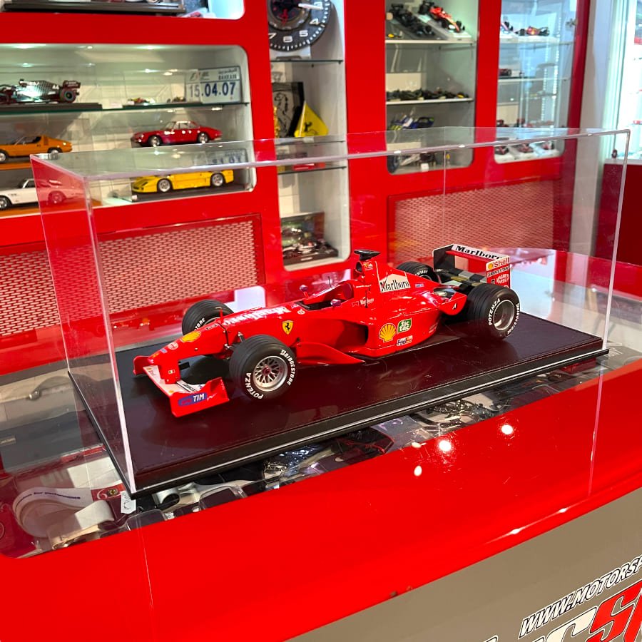 Kit Build MG Model 1/12 Ferrari F1 2000 #3 M.Schumacher