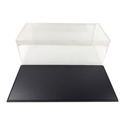 Alternative view of Plexiglass case x 1/8 scale models + black base 65x31x23.5cm