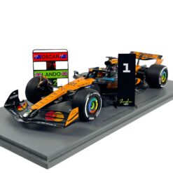 F1 model Spark 1/18 McLaren MCL39 Oscar Piastri #81 Winner Chinese GP 2025